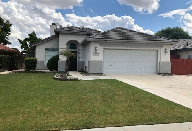 Primary Photo - 3 Bed | 2 Bath | Silver Creek Community