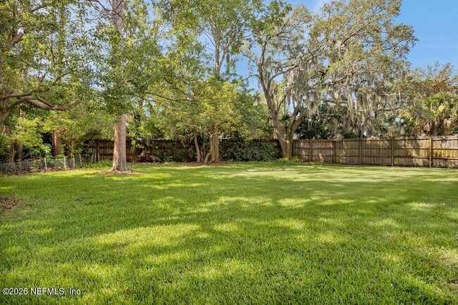 Building Photo - 14352 Crystal Cove Dr S