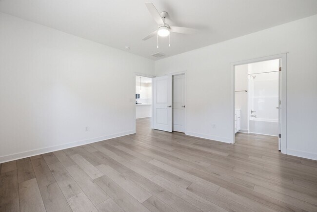 Building Photo - 21161 Baileys Ln