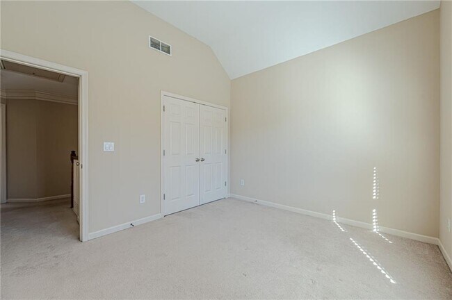 Building Photo - 927 Laurel Wood Ct