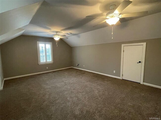 Building Photo - 8342 Longneedle Dr