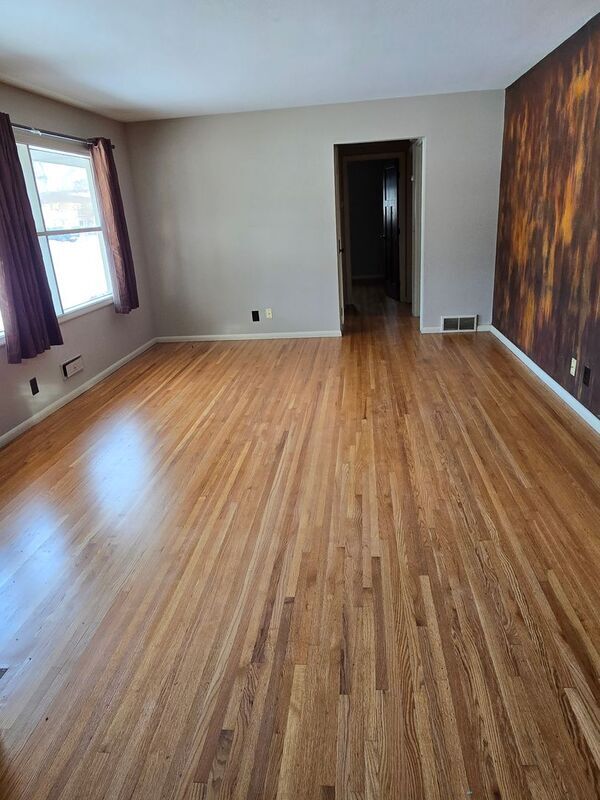 Building Photo - 5800 N Girard Ave