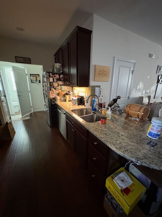 Building Photo - Newer Home for Rent