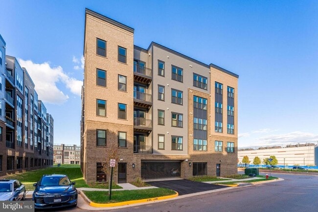 Building Photo - 21731 Dovekie Ter