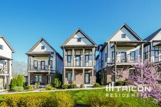 Building Photo - 1236 Hillwood Private Cove