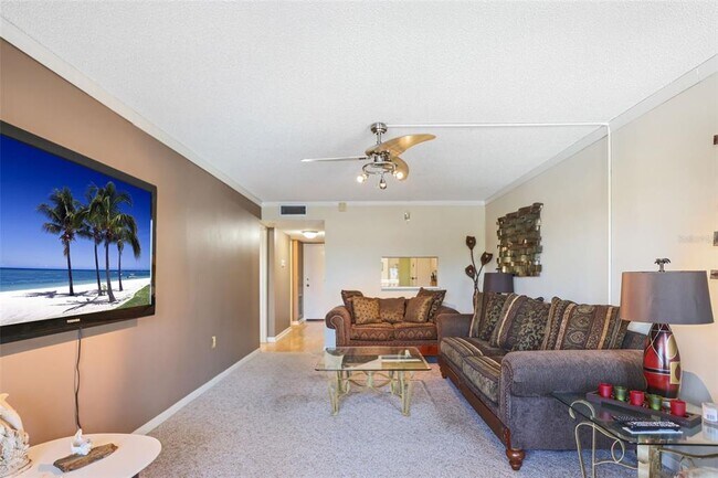 Building Photo - 4902 38th Way S