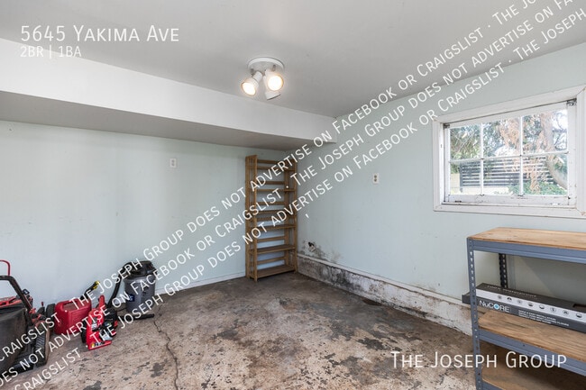 Building Photo - 5645 S Yakima Ave