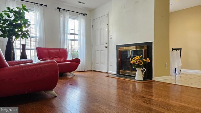 Building Photo - 6008 Rabbit Hill Ct