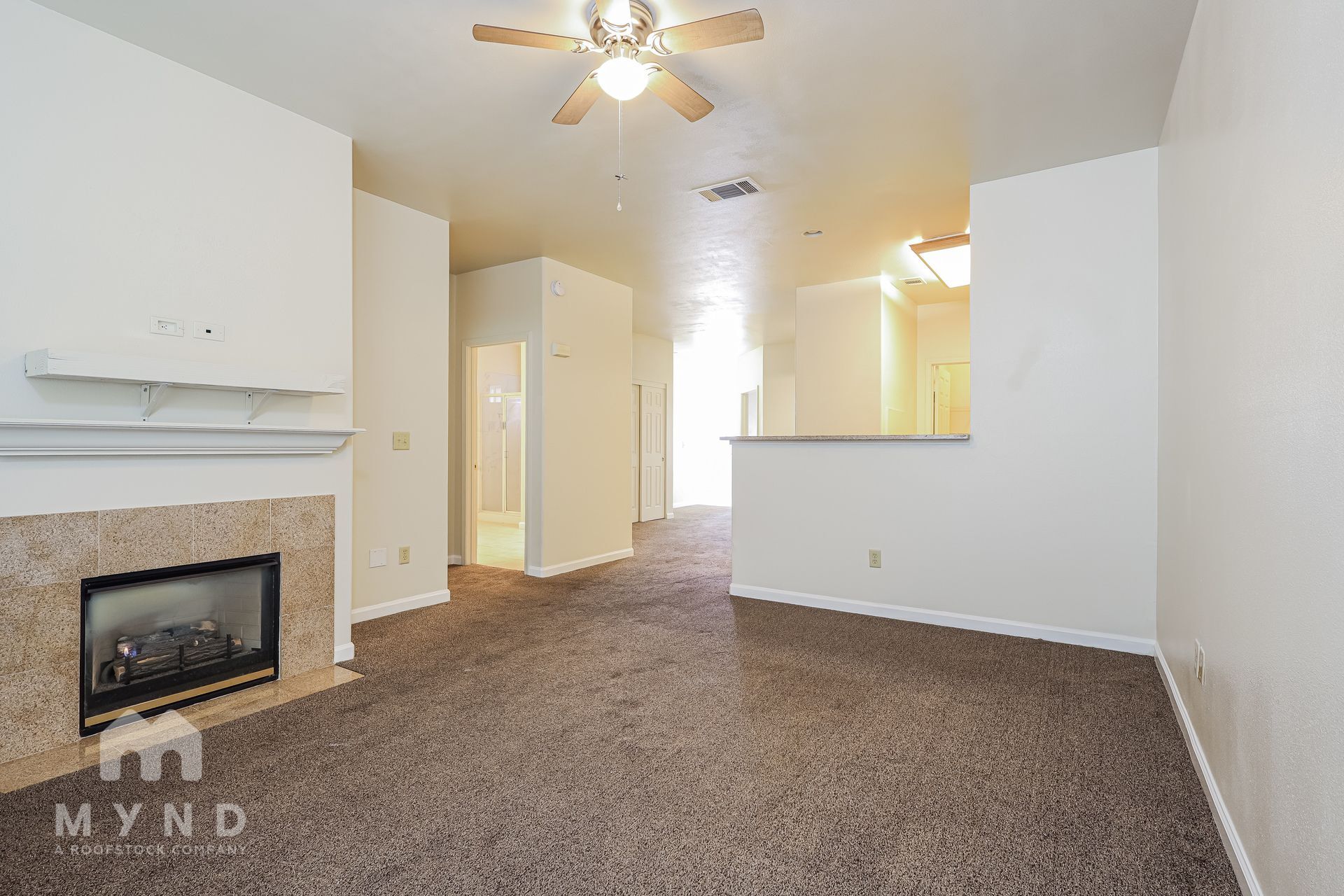 Building Photo - 900 S Meadows Pkwy