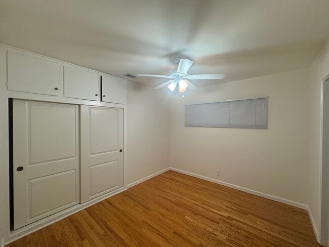 Building Photo - Adorable Open Plan  3BD 2BA Home in West Torrance With A/C