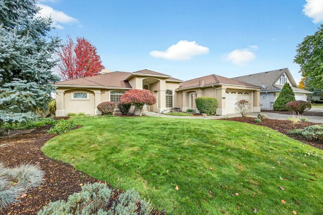 Building Photo - 460 Robert Trent Jones Blvd