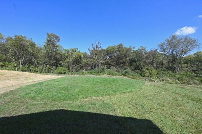 Building Photo - **BE THE VERY FIRST ONE TO LIVE IN THIS BRAND NEW HOME IN THE EXCLUSIVE GREENHILL ESTATES NEIGHBO...