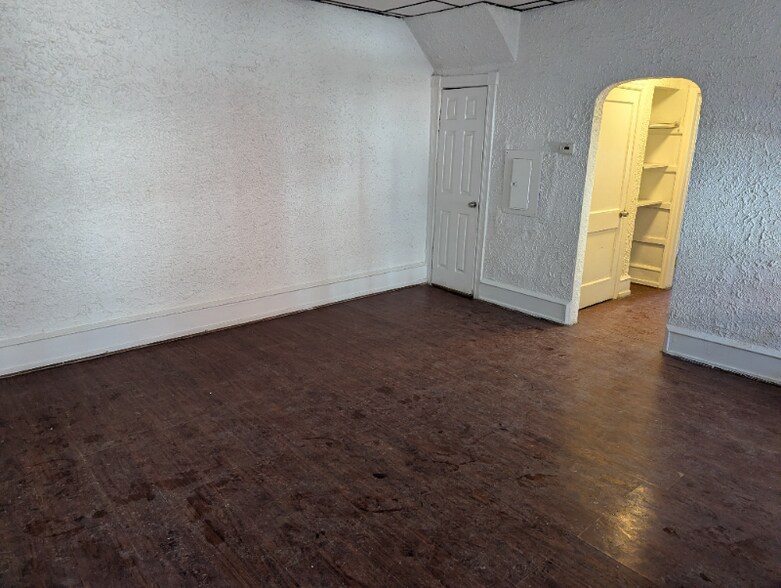 Building Photo - 1492 Princess Ave