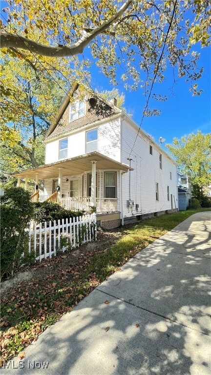 Building Photo - 4322 Bush Ave