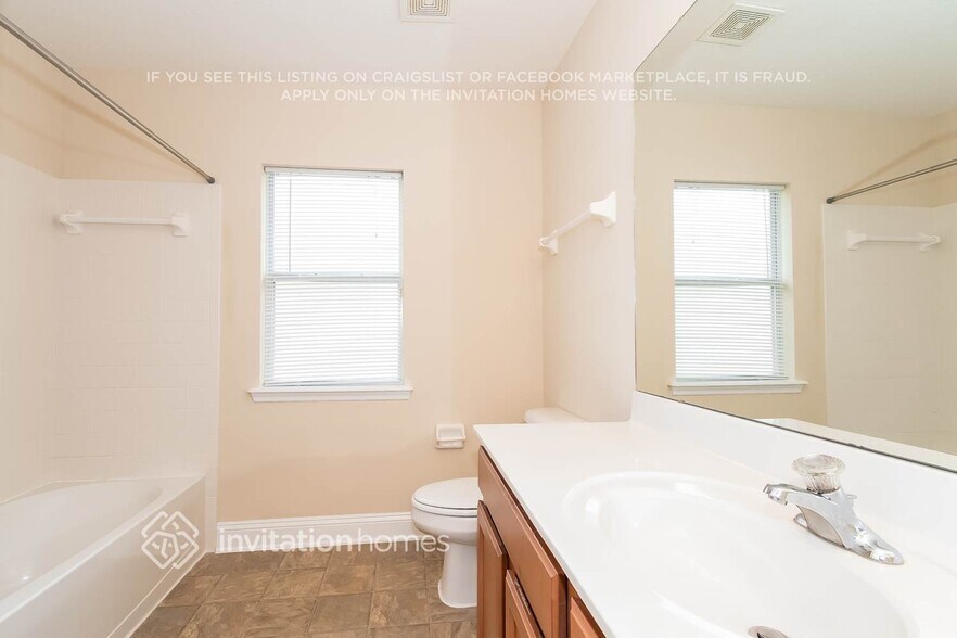 Building Photo - 9503 Woodleigh Mill Dr