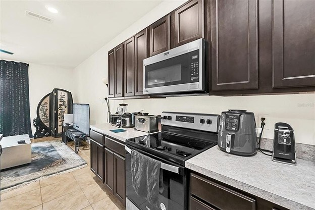 Building Photo - 1401 Yellow Finch Dr