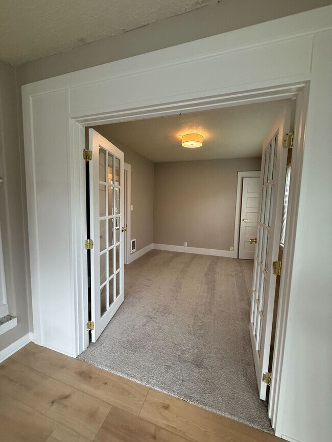 Building Photo - Beautiful 3B/2Ba Ranch in Longview on Lake...