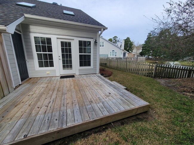 Building Photo - 6211 Wrightsville Ave