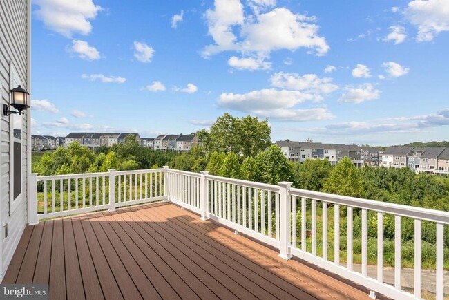 Building Photo - 7736 Meander Ct S