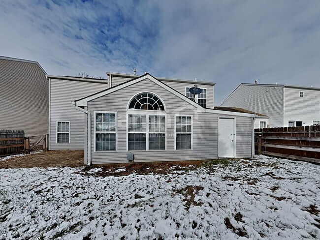 Building Photo - 515 Indian Lake Dr