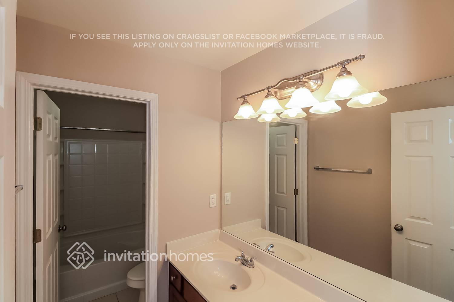 Building Photo - 3207 Drayton Manor Run