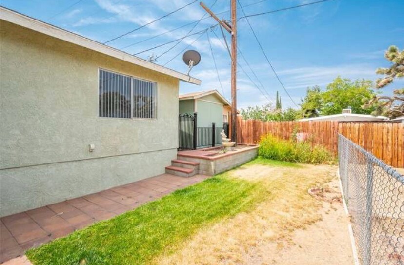 Building Photo - 57004 Antelope Trl