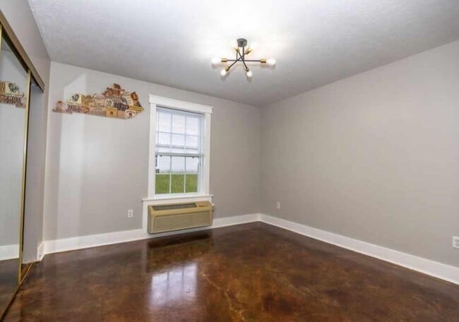 Building Photo - 106 Park Haven Dr.