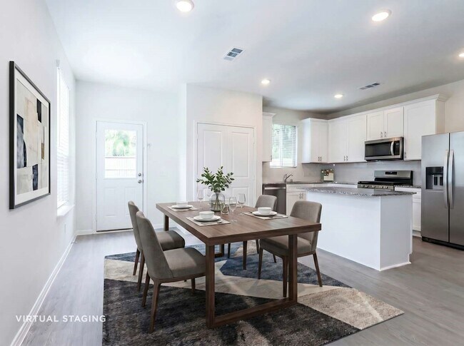 Building Photo - 32707 Stargazer Cv Ct