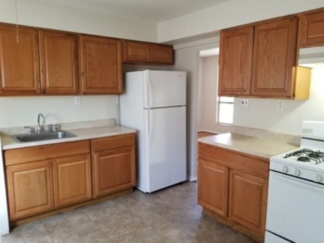 Building Photo - House for Rent in Florissant