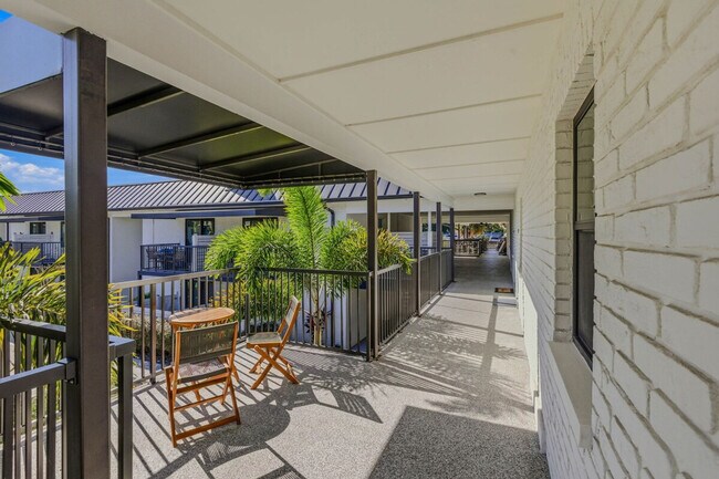 Building Photo - 3911 W Cleveland St