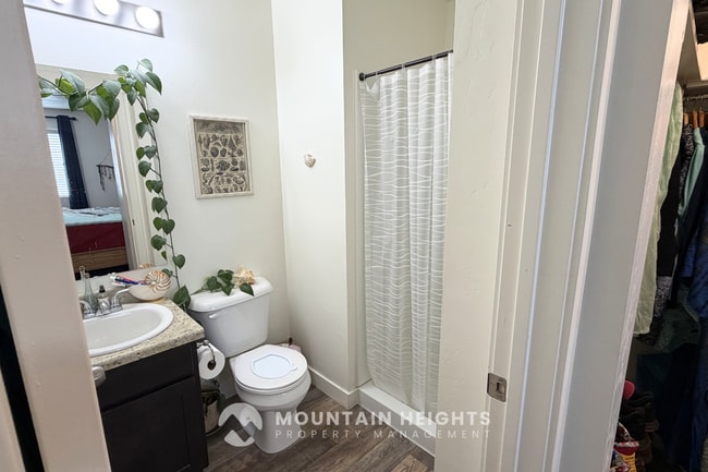 Building Photo - 4198 W High Gallery Ct