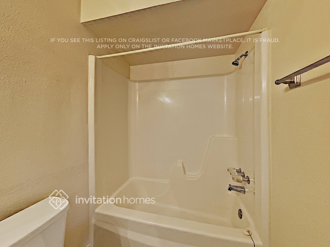 Building Photo - 18042 N Villa Rita Dr