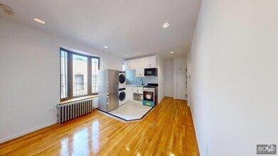 Building Photo - 2 bedroom in Manhattan NY 10003