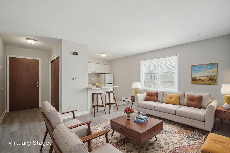 Interior Photo - Ankeny Park Apartments - $99 first full months rent- Limited Time Only - Ankeny Park Spacious One...