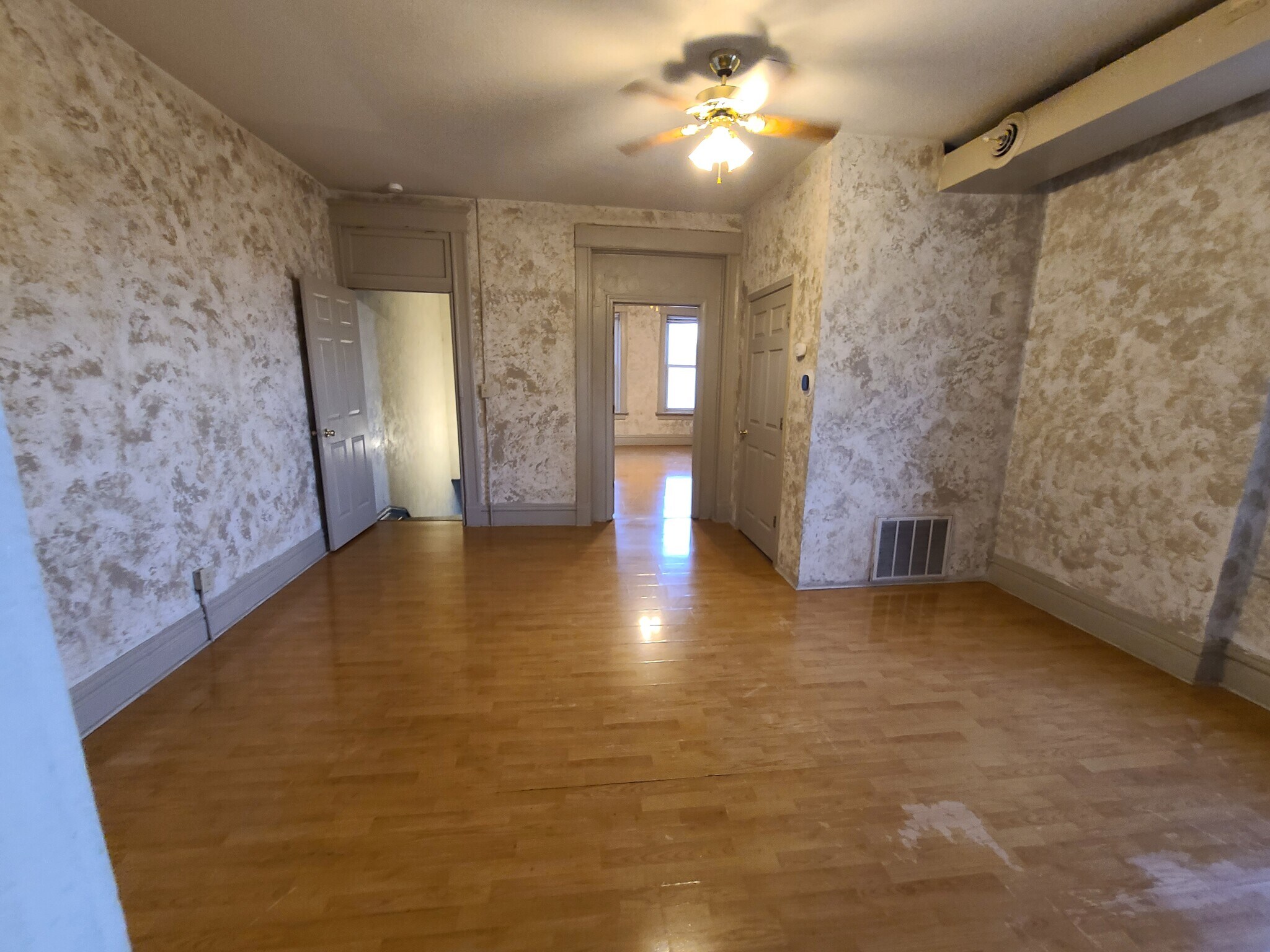 Living room - 2009 Bryan Ave