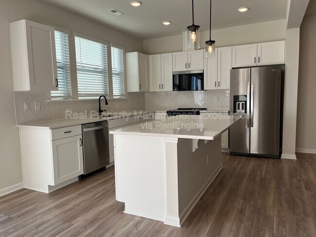 Building Photo - 139 Pinkie Ln