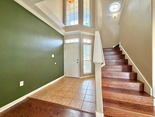 Building Photo - 3300 Forest Creek Dr