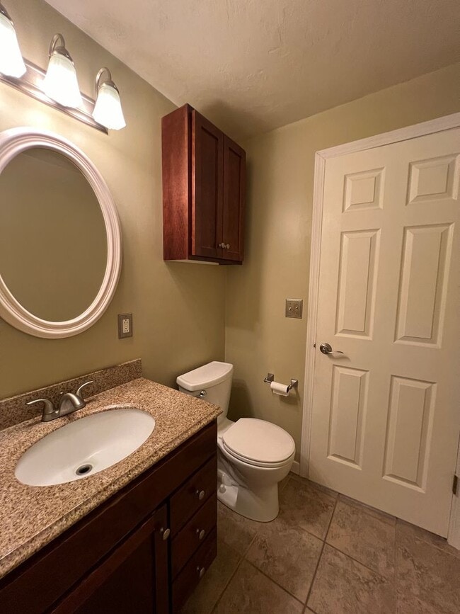 Building Photo - Elegant Four Bedroom Home