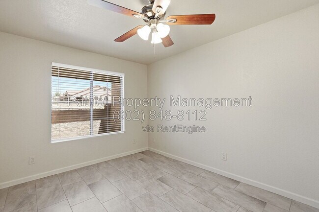 Building Photo - 839 S Westwood