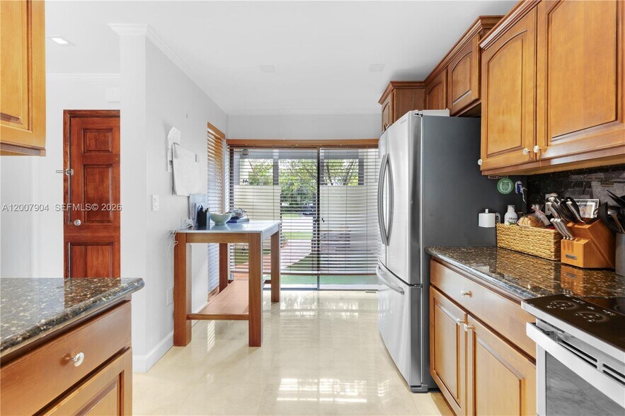 Building Photo - 10137 Costa del Sol Blvd