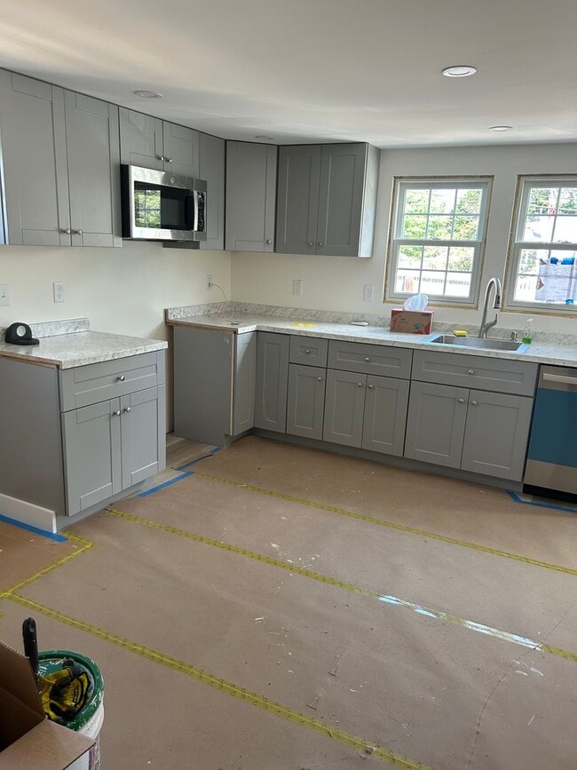 Building Photo - Merriwood Condo-9B