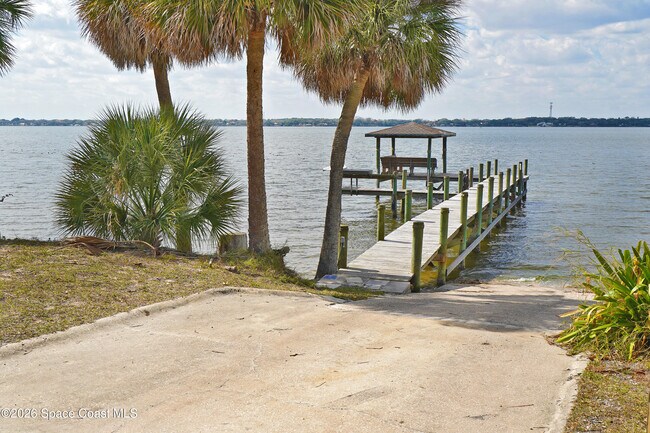 Building Photo - 540 Elliott Dr