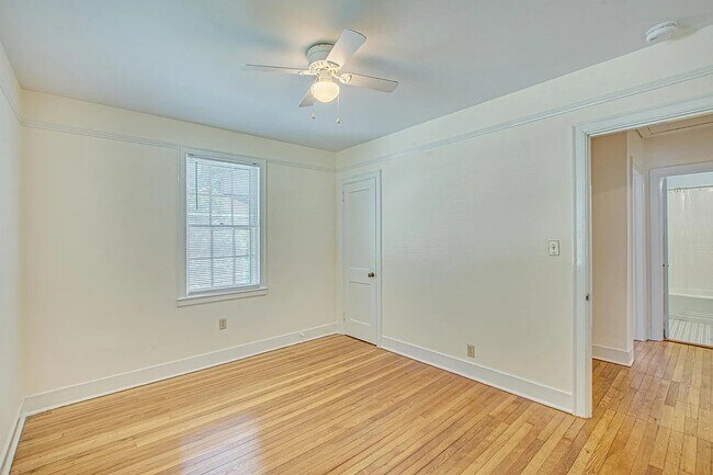 Building Photo - 37 Lyttleton Ave