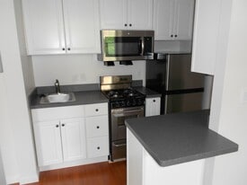 Building Photo - 1 Haviland St