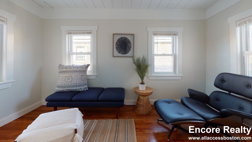 Building Photo - 14 Winship St