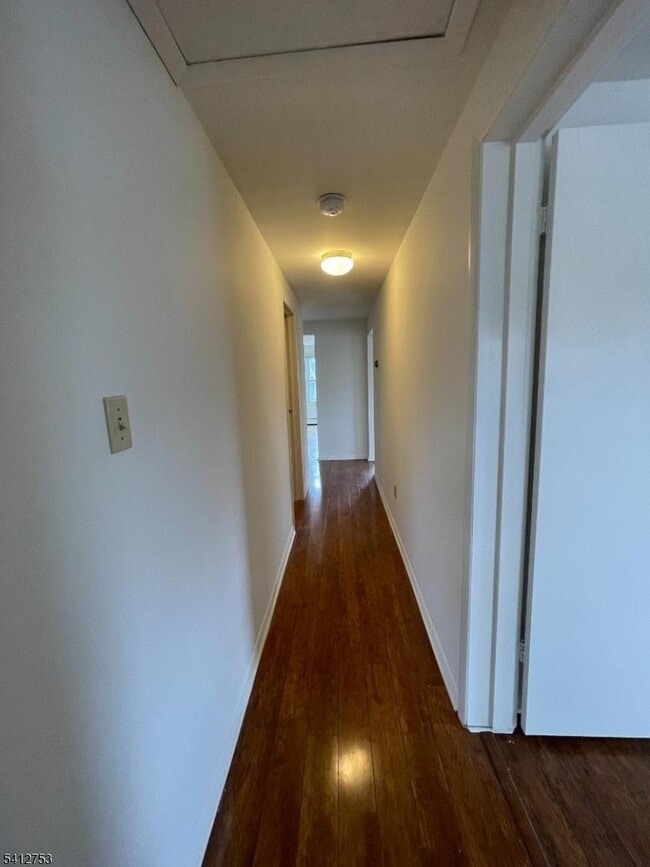 Building Photo - 278 Morris St