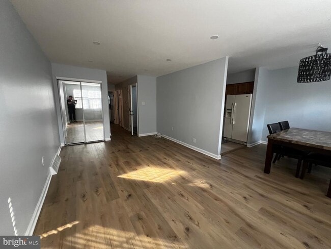 Building Photo - 9911 Lackland Dr