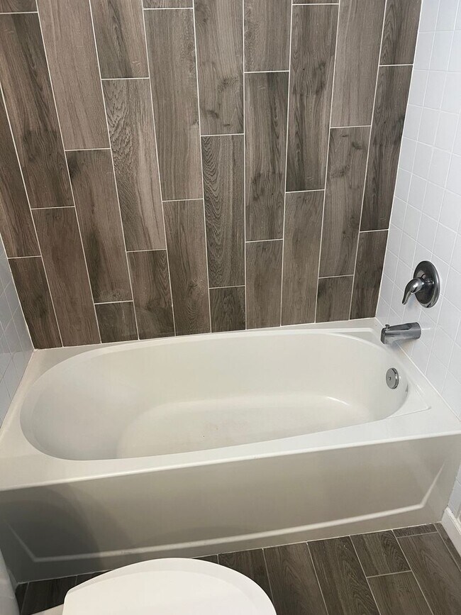 Building Photo - CHARMING 3 BEDROOM, 2 BATH HOME BUILT IN 2022 IN EAST STUART