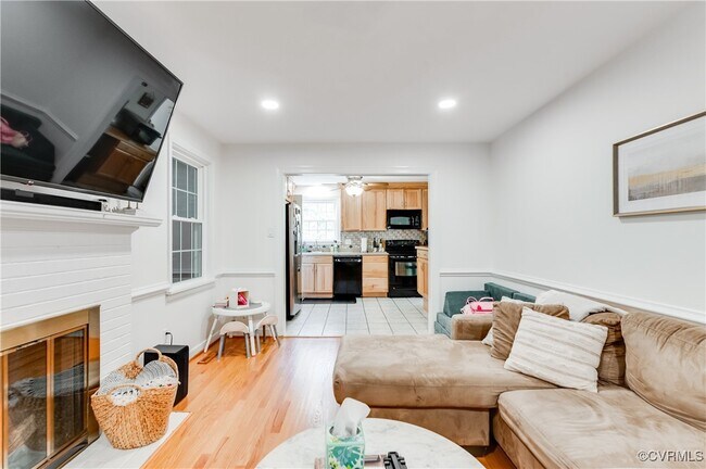 Building Photo - 530 Ridgeley Ln