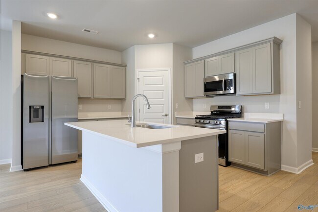 Building Photo - 223 Waylan Rdg Ln